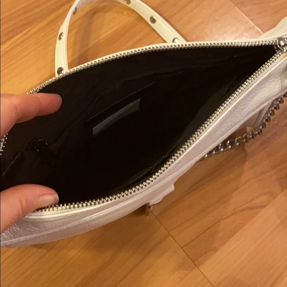 Rebecca Minkoff MAC crossbody white, barely used - Picture 4 of 6